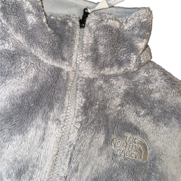 The North Face Women's Soft Gray Teddy Jacket - Picture 6 of 10